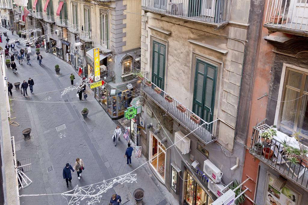 B&B Chiaia 32 Napoli Eksteriør bilde