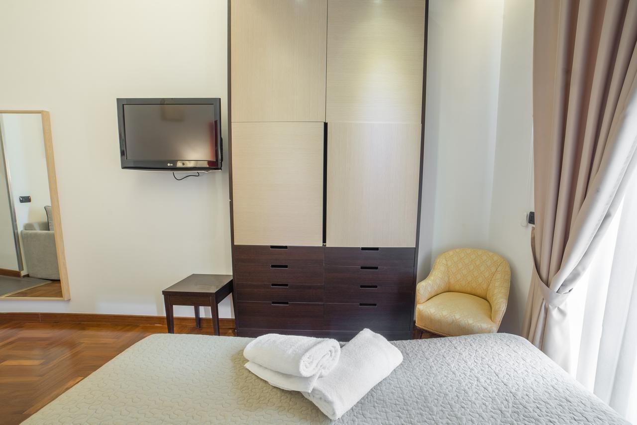 B&B Chiaia 32 Napoli Eksteriør bilde