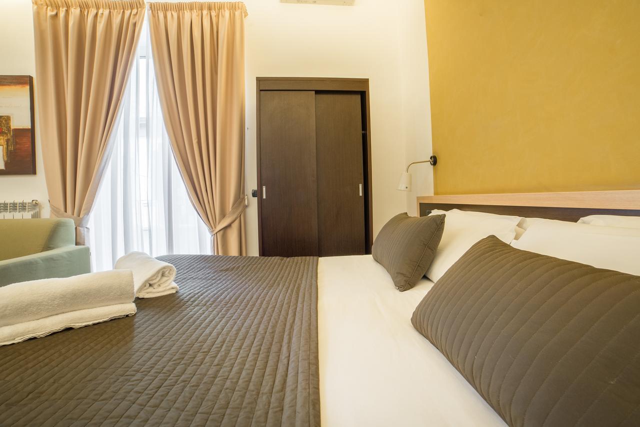 B&B Chiaia 32 Napoli Eksteriør bilde
