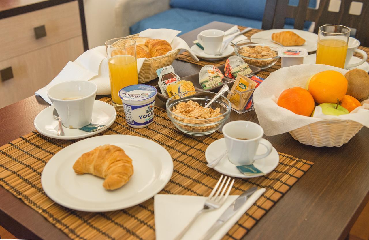 B&B Chiaia 32 Napoli Eksteriør bilde