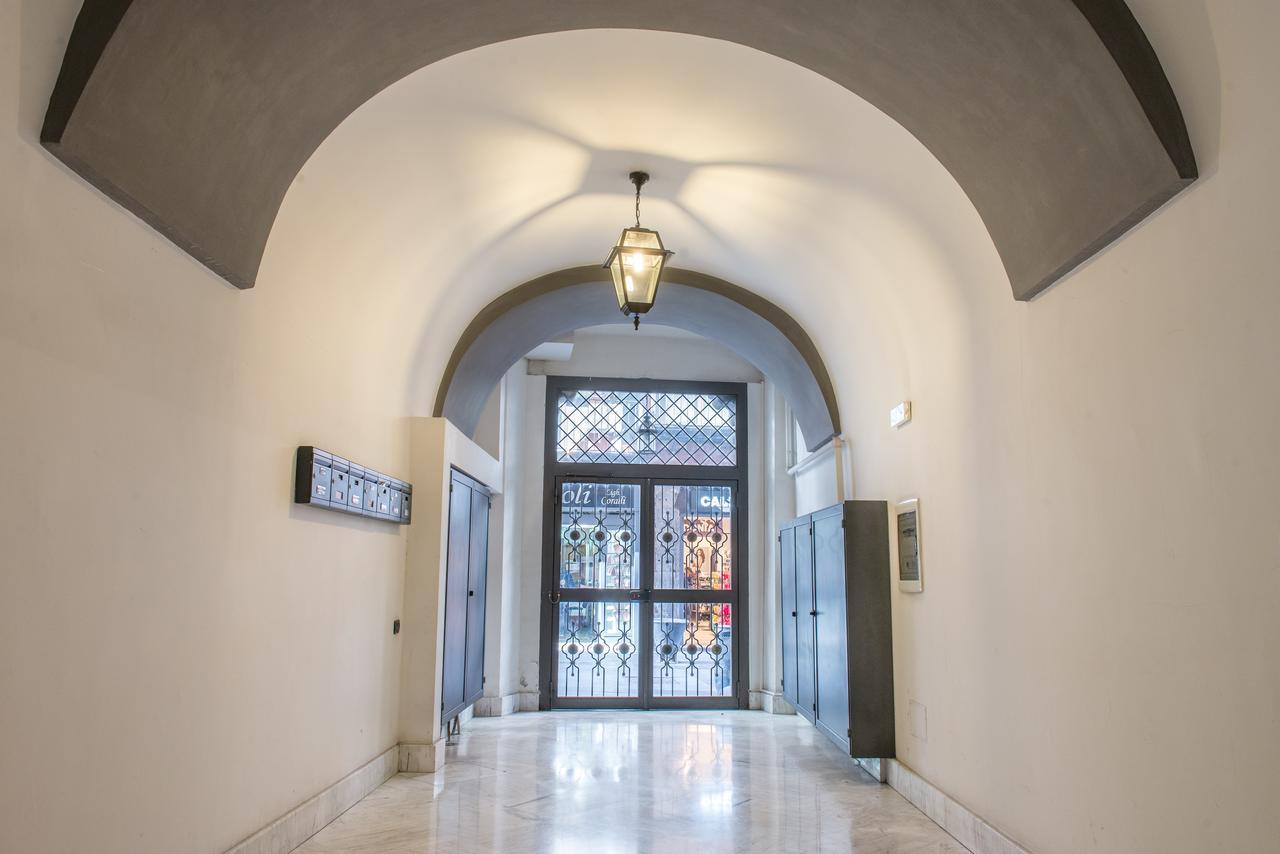 B&B Chiaia 32 Napoli Eksteriør bilde